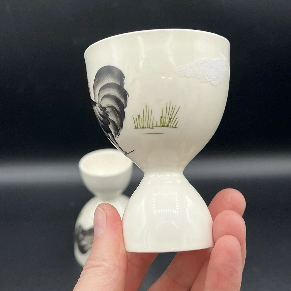 The Unbranded Brand vtg egg